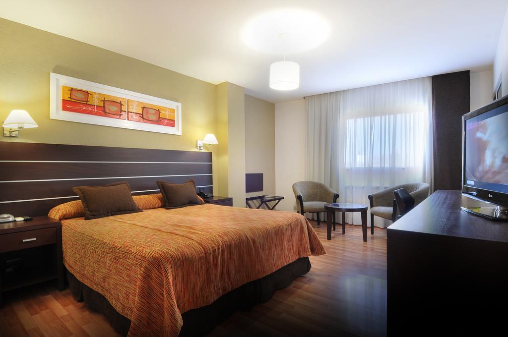 Los Sauces Hotel & Spa Villa Carlos Paz Exterior foto