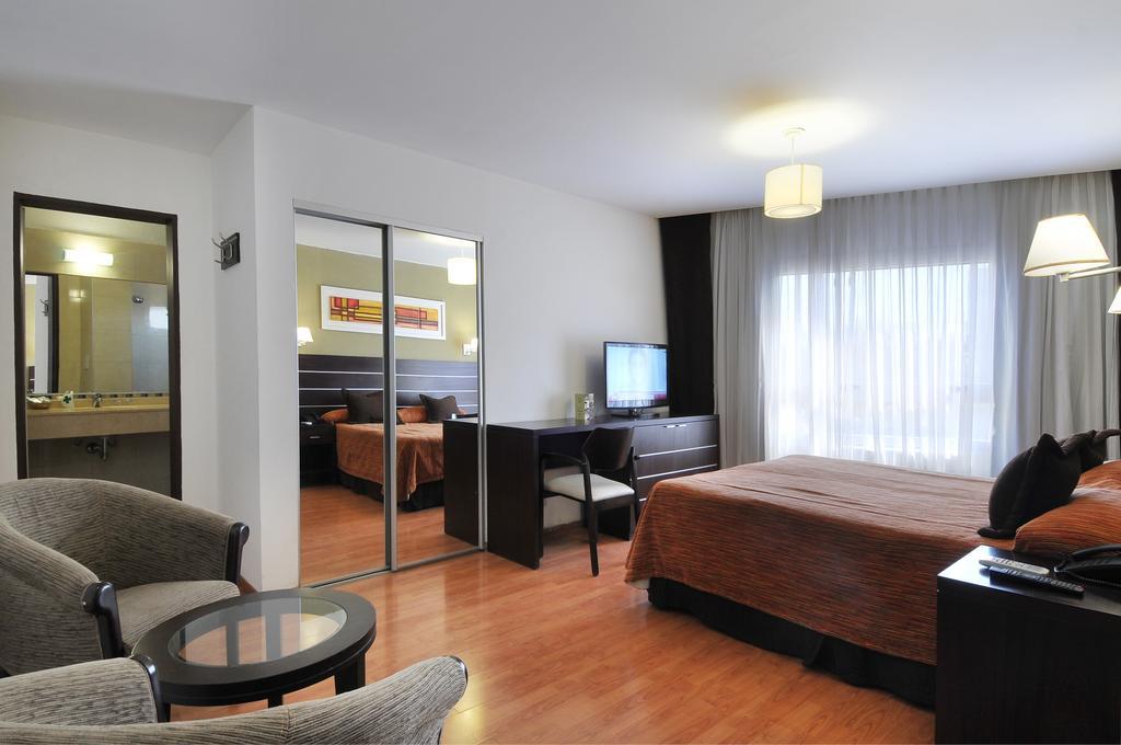 Los Sauces Hotel & Spa Villa Carlos Paz Exterior foto